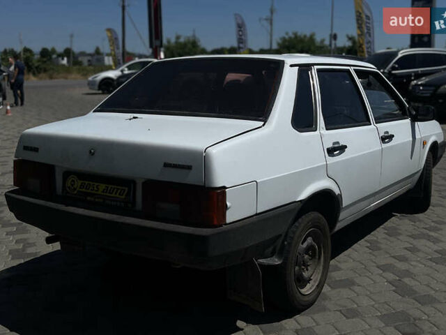 Белый ВАЗ 21099, объемом двигателя 1.5 л и пробегом 79 тыс. км за 1200 $, фото 6 на Automoto.ua
