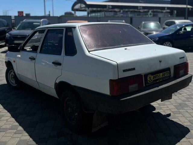 Белый ВАЗ 21099, объемом двигателя 1.5 л и пробегом 79 тыс. км за 999 $, фото 4 на Automoto.ua