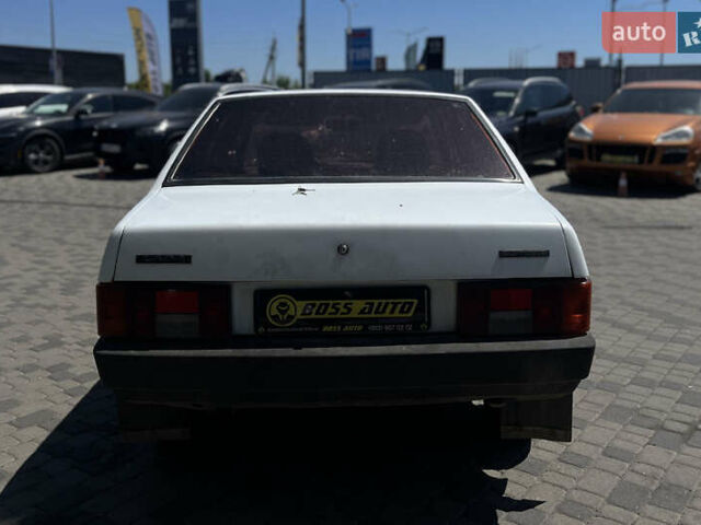 Белый ВАЗ 21099, объемом двигателя 1.5 л и пробегом 79 тыс. км за 1200 $, фото 5 на Automoto.ua