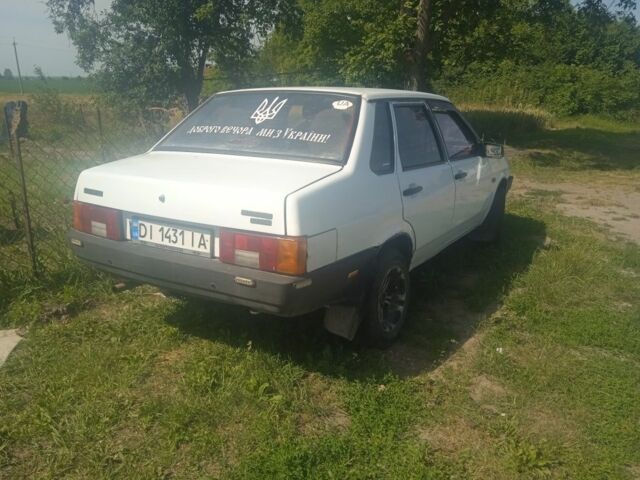 Білий ВАЗ 21099, об'ємом двигуна 1.5 л та пробігом 361 тис. км за 1300 $, фото 2 на Automoto.ua