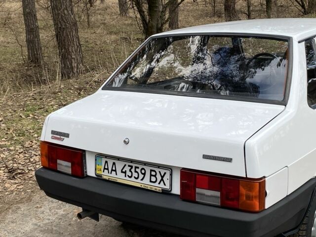 Белый ВАЗ 21099, объемом двигателя 1.5 л и пробегом 89 тыс. км за 2299 $, фото 8 на Automoto.ua