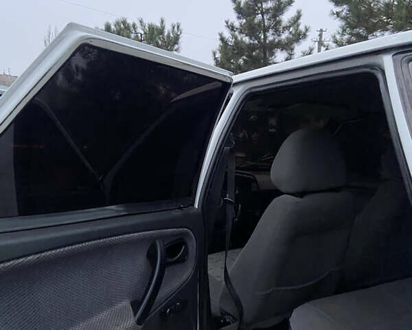 Белый ВАЗ 21099, объемом двигателя 1.6 л и пробегом 122 тыс. км за 1500 $, фото 9 на Automoto.ua