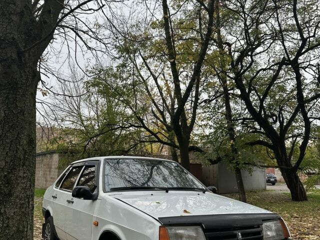 ВАЗ 21099 2008 у Кривому Розі на Automoto.ua Білий ВАЗ 21099, об'ємом двигуна 1.6 л та пробігом 53 тис. км за 1250 $, фото 1 на Automoto.ua