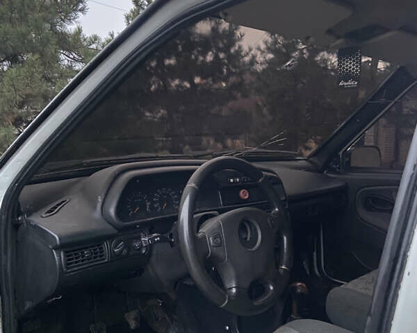 Белый ВАЗ 21099, объемом двигателя 1.6 л и пробегом 122 тыс. км за 1500 $, фото 8 на Automoto.ua