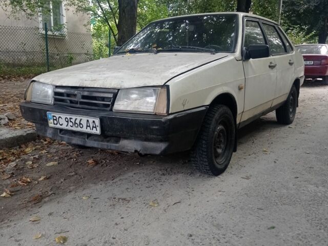 ВАЗ 21099 1996 у Львові на Automoto.ua Бежевий ВАЗ 21099, об'ємом двигуна 0 л та пробігом 250 тис. км за 669 $, фото 1 на Automoto.ua