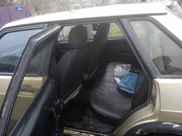 Бежевый ВАЗ 21099, объемом двигателя 1.5 л и пробегом 230 тыс. км за 1100 $, фото 7 на Automoto.ua