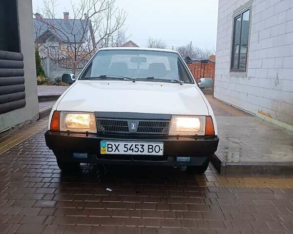 Бежевый ВАЗ 21099, объемом двигателя 1.5 л и пробегом 110 тыс. км за 1100 $, фото 9 на Automoto.ua