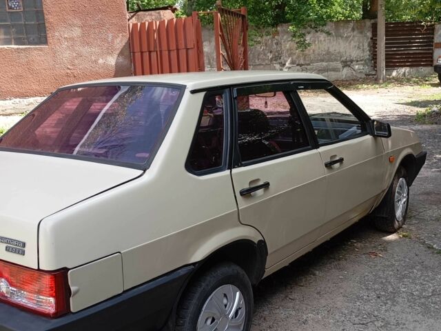 Бежевий ВАЗ 21099, об'ємом двигуна 1.5 л та пробігом 200 тис. км за 1467 $, фото 5 на Automoto.ua