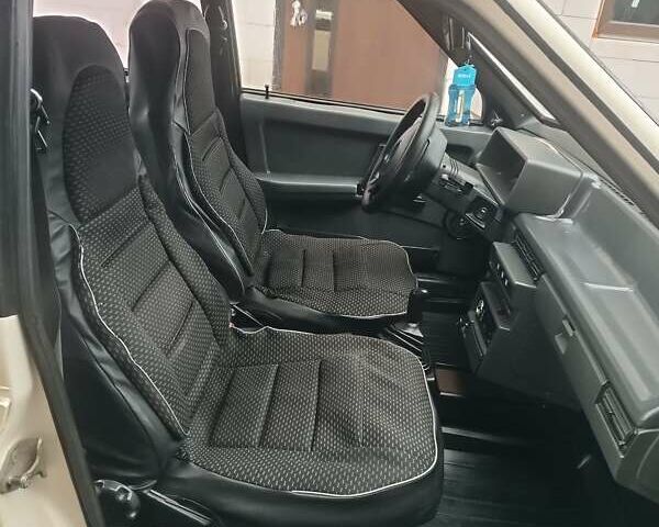 Бежевый ВАЗ 21099, объемом двигателя 1.5 л и пробегом 110 тыс. км за 1100 $, фото 13 на Automoto.ua