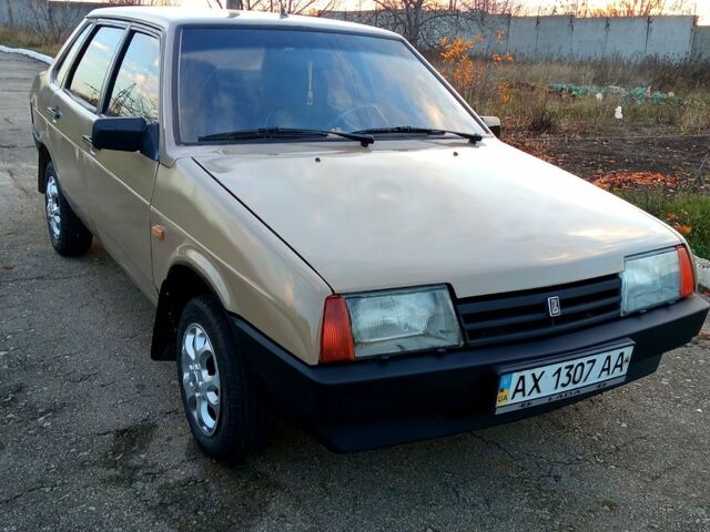 Бежевий ВАЗ 21099, об'ємом двигуна 1.5 л та пробігом 150 тис. км за 850 $, фото 3 на Automoto.ua