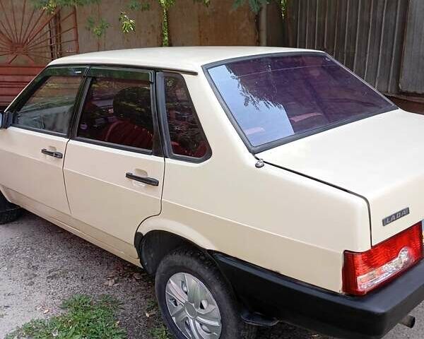 Бежевий ВАЗ 21099, об'ємом двигуна 1.5 л та пробігом 200 тис. км за 1467 $, фото 6 на Automoto.ua