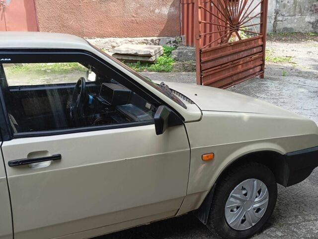 Бежевий ВАЗ 21099, об'ємом двигуна 1.5 л та пробігом 200 тис. км за 1467 $, фото 4 на Automoto.ua