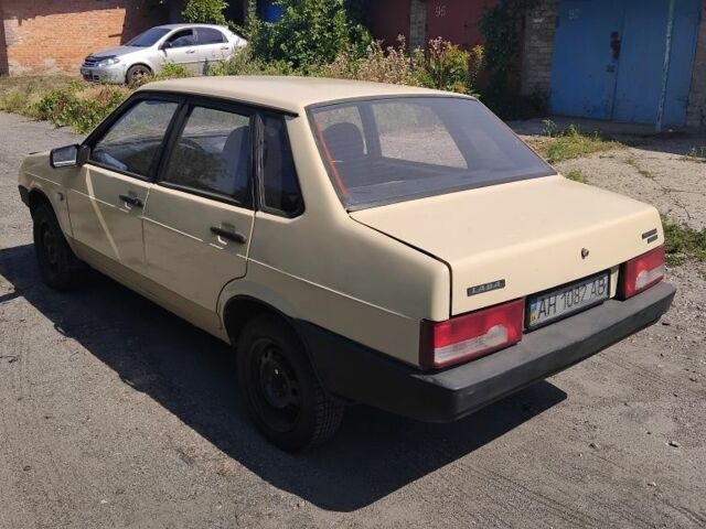 Бежевый ВАЗ 21099, объемом двигателя 1.3 л и пробегом 1000 тыс. км за 858 $, фото 3 на Automoto.ua