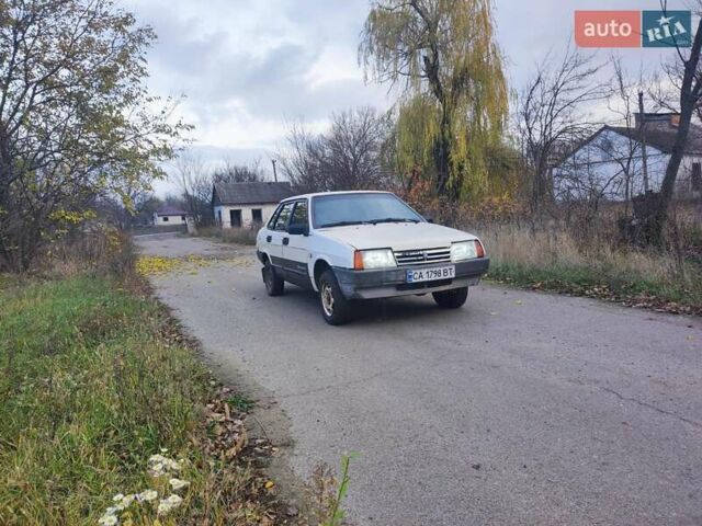 Бежевий ВАЗ 21099, об'ємом двигуна 1.5 л та пробігом 300 тис. км за 700 $, фото 3 на Automoto.ua