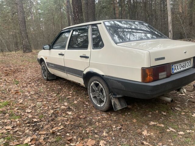 Бежевый ВАЗ 21099, объемом двигателя 1.5 л и пробегом 95 тыс. км за 1100 $, фото 3 на Automoto.ua