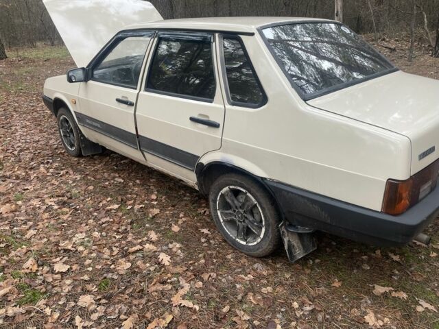 Бежевый ВАЗ 21099, объемом двигателя 1.5 л и пробегом 95 тыс. км за 1100 $, фото 2 на Automoto.ua