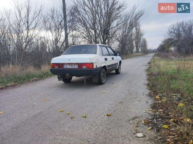 Бежевий ВАЗ 21099, об'ємом двигуна 1.5 л та пробігом 300 тис. км за 700 $, фото 4 на Automoto.ua