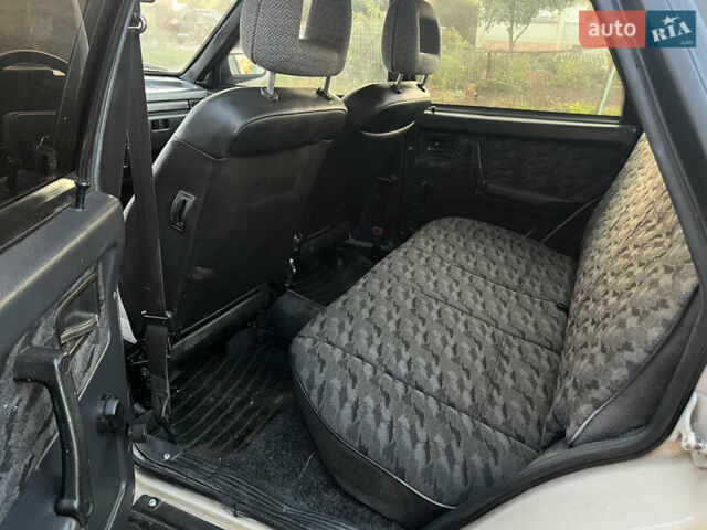 Бежевый ВАЗ 21099, объемом двигателя 1.3 л и пробегом 160 тыс. км за 1600 $, фото 12 на Automoto.ua