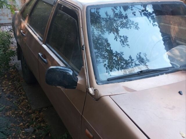 Бежевый ВАЗ 21099, объемом двигателя 1.5 л и пробегом 1 тыс. км за 607 $, фото 1 на Automoto.ua