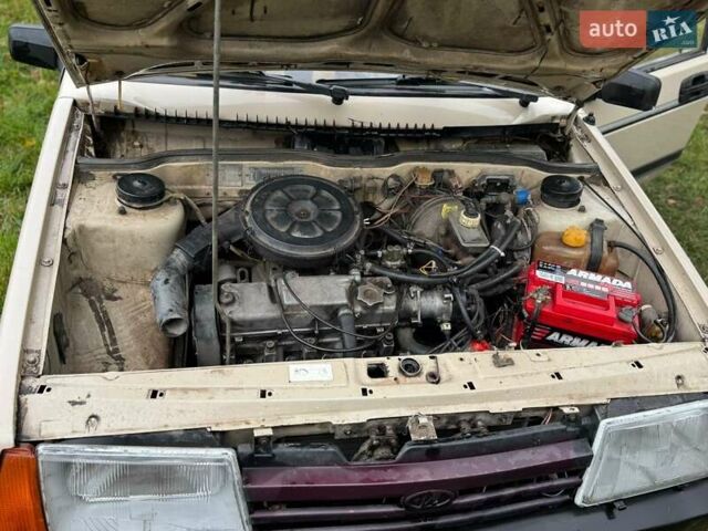Бежевый ВАЗ 21099, объемом двигателя 1.6 л и пробегом 92 тыс. км за 1300 $, фото 5 на Automoto.ua