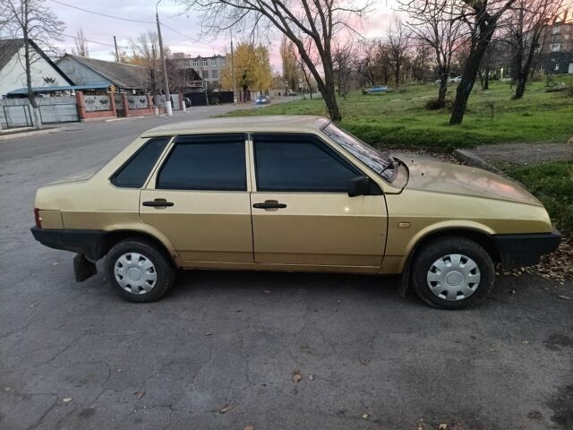 Бежевый ВАЗ 21099, объемом двигателя 1.5 л и пробегом 92 тыс. км за 1191 $, фото 3 на Automoto.ua