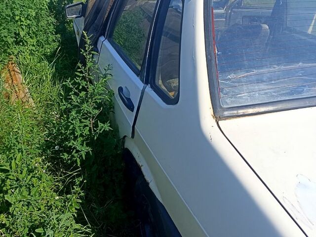 Бежевый ВАЗ 21099, объемом двигателя 1.5 л и пробегом 264 тыс. км за 580 $, фото 2 на Automoto.ua