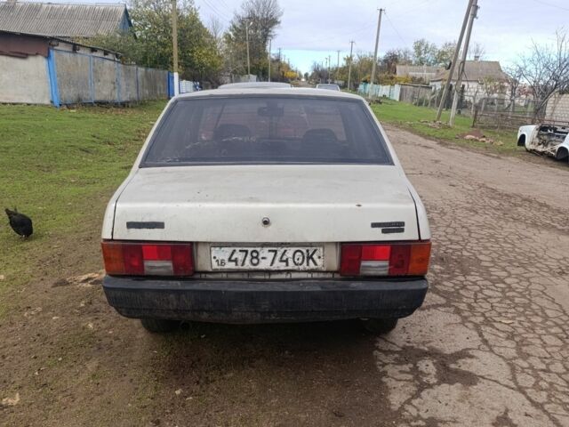 Бежевий ВАЗ 21099, об'ємом двигуна 1.5 л та пробігом 333 тис. км за 573 $, фото 2 на Automoto.ua