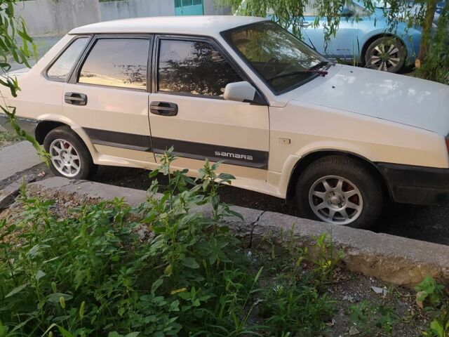 Бежевый ВАЗ 21099, объемом двигателя 1.5 л и пробегом 263 тыс. км за 1300 $, фото 2 на Automoto.ua