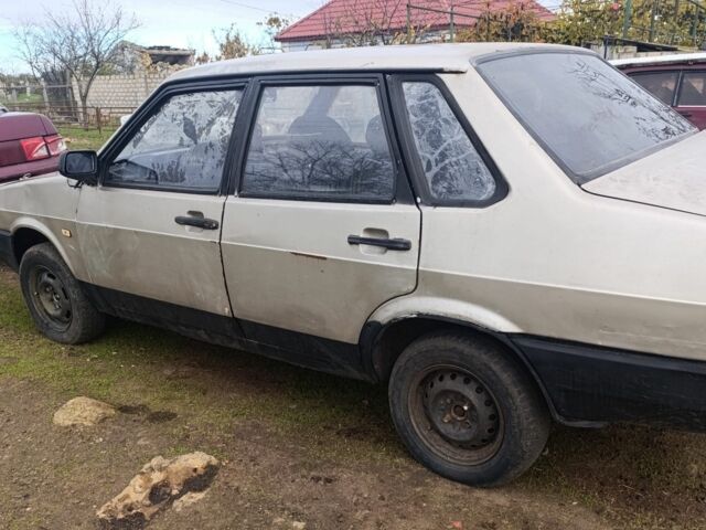 Бежевий ВАЗ 21099, об'ємом двигуна 1.5 л та пробігом 333 тис. км за 573 $, фото 4 на Automoto.ua