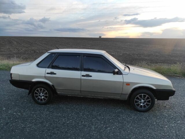 Бежевий ВАЗ 21099, об'ємом двигуна 1.5 л та пробігом 364 тис. км за 2300 $, фото 9 на Automoto.ua