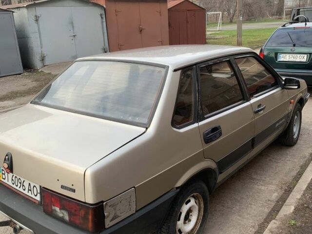 Бежевый ВАЗ 21099, объемом двигателя 1.5 л и пробегом 220 тыс. км за 1000 $, фото 4 на Automoto.ua
