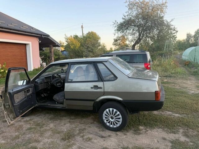 Бежевий ВАЗ 21099, об'ємом двигуна 1.5 л та пробігом 186 тис. км за 750 $, фото 3 на Automoto.ua
