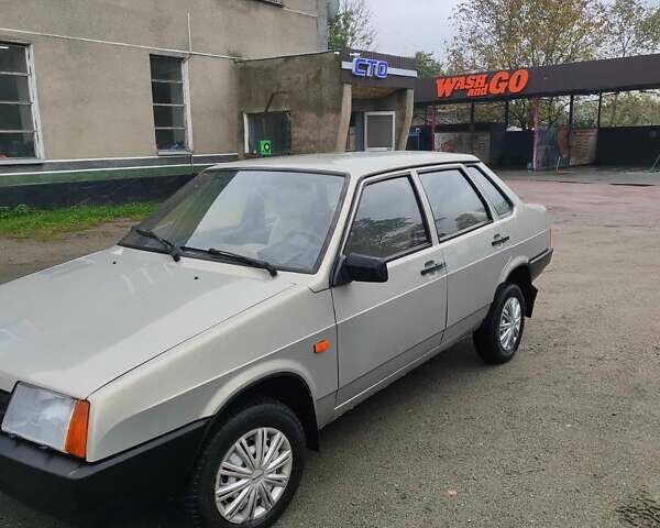 ВАЗ 21099 2006 в Киеве на Automoto.ua Бежевый ВАЗ 21099, объемом двигателя 1.5 л и пробегом 56 тыс. км за 2600 $, фото 1 на Automoto.ua