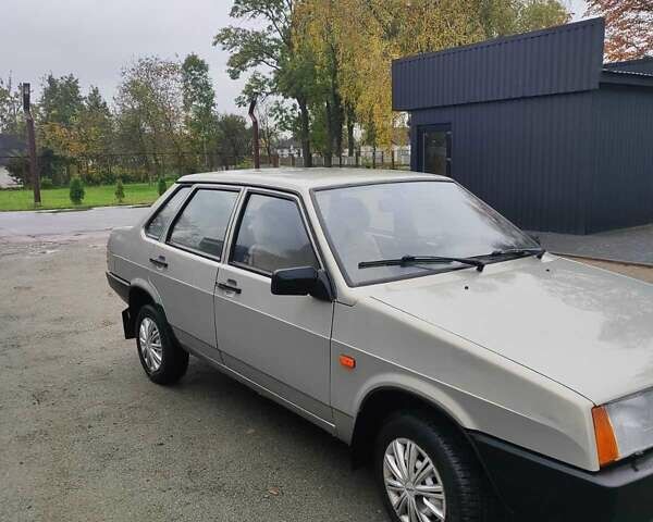 ВАЗ 21099 2006 в Киеве на Automoto.ua Бежевый ВАЗ 21099, объемом двигателя 1.5 л и пробегом 56 тыс. км за 2600 $, фото 2 на Automoto.ua