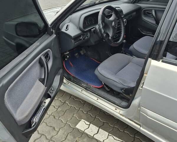 Бежевый ВАЗ 21099, объемом двигателя 1.6 л и пробегом 92 тыс. км за 1500 $, фото 4 на Automoto.ua