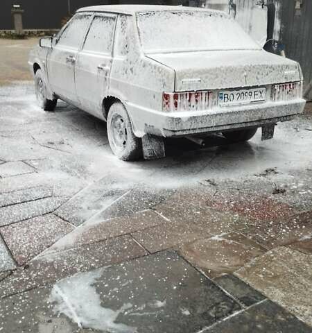 Бежевий ВАЗ 21099, об'ємом двигуна 1.6 л та пробігом 170 тис. км за 1800 $, фото 5 на Automoto.ua