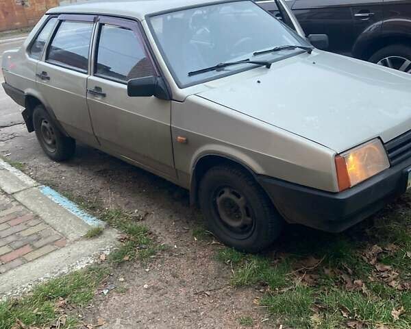 Бежевий ВАЗ 21099, об'ємом двигуна 1.6 л та пробігом 112 тис. км за 2000 $, фото 1 на Automoto.ua