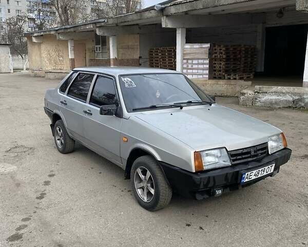 Бежевый ВАЗ 21099, объемом двигателя 1.6 л и пробегом 214 тыс. км за 1550 $, фото 1 на Automoto.ua