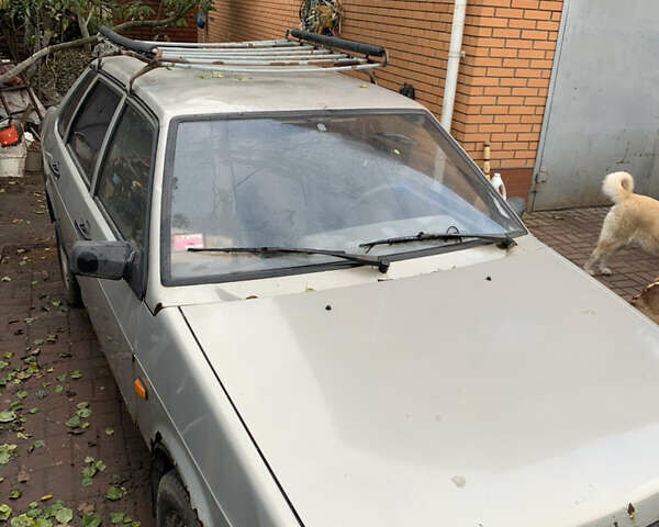 Бежевый ВАЗ 21099, объемом двигателя 1.6 л и пробегом 180 тыс. км за 1100 $, фото 1 на Automoto.ua
