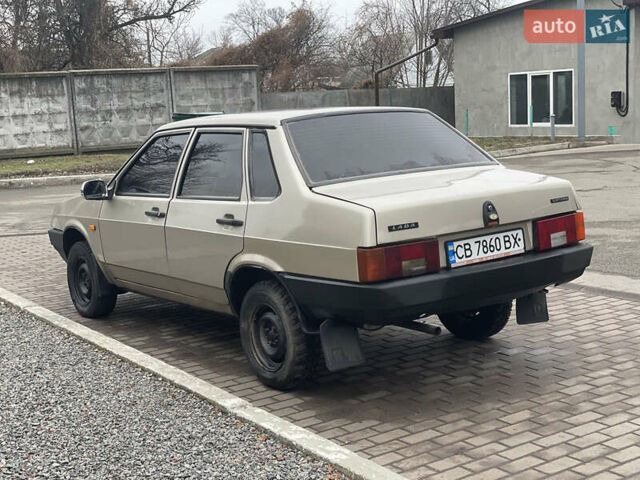 Бежевый ВАЗ 21099, объемом двигателя 1.6 л и пробегом 205 тыс. км за 2000 $, фото 3 на Automoto.ua