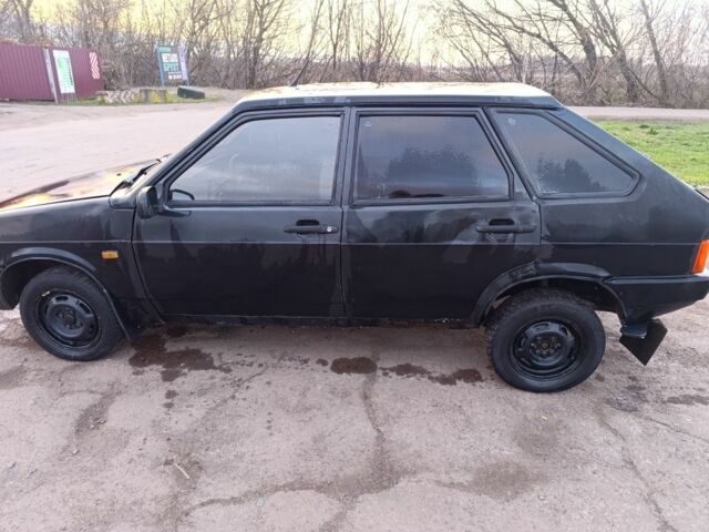 Черный ВАЗ 21099, объемом двигателя 1.5 л и пробегом 200 тыс. км за 800 $, фото 5 на Automoto.ua