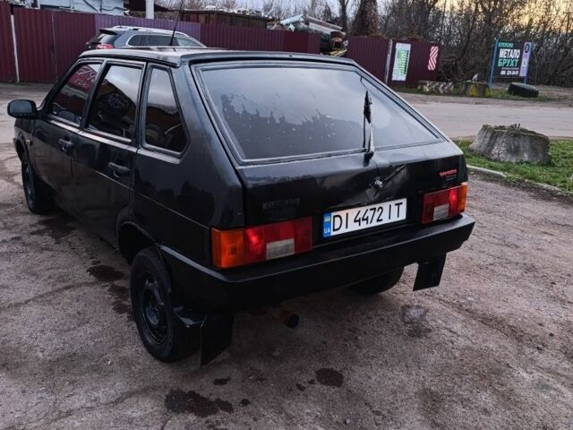 Черный ВАЗ 21099, объемом двигателя 1.5 л и пробегом 200 тыс. км за 800 $, фото 2 на Automoto.ua