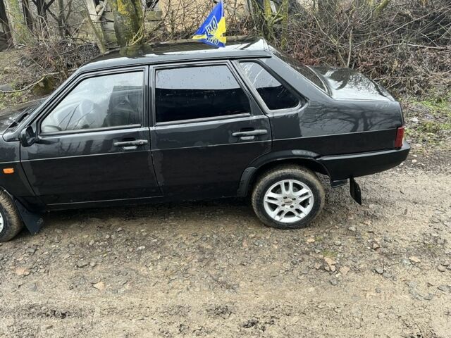 Чорний ВАЗ 21099, об'ємом двигуна 1.6 л та пробігом 297 тис. км за 1100 $, фото 6 на Automoto.ua