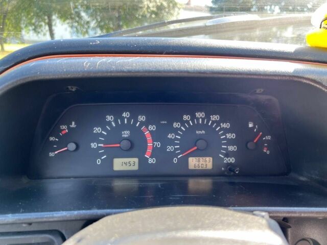 Чорний ВАЗ 21099, об'ємом двигуна 1.6 л та пробігом 180 тис. км за 1700 $, фото 5 на Automoto.ua