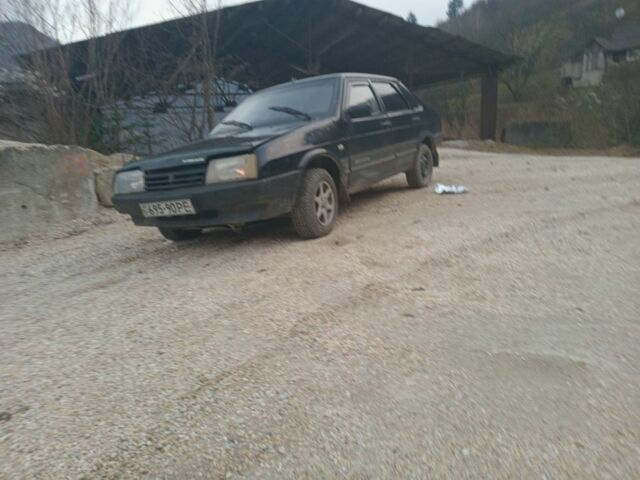 Черный ВАЗ 21099, объемом двигателя 1 л и пробегом 255 тыс. км за 1100 $, фото 2 на Automoto.ua