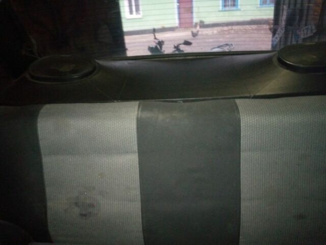 Черный ВАЗ 21099, объемом двигателя 1.5 л и пробегом 240 тыс. км за 667 $, фото 4 на Automoto.ua