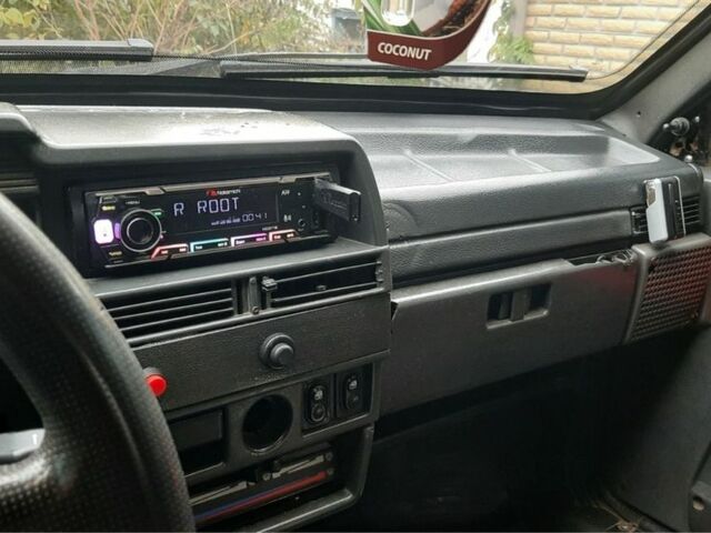 Черный ВАЗ 21099, объемом двигателя 1.5 л и пробегом 999 тыс. км за 850 $, фото 12 на Automoto.ua