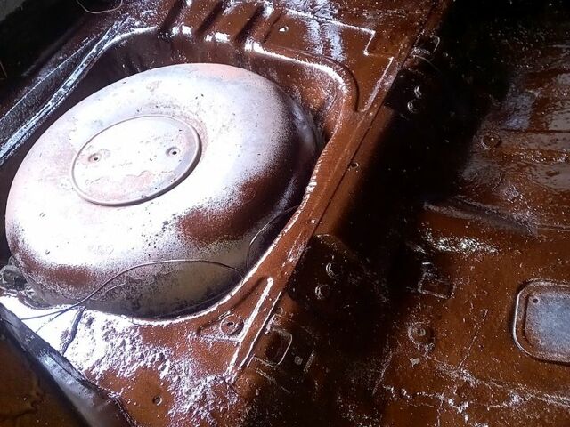 Черный ВАЗ 21099, объемом двигателя 1.5 л и пробегом 230 тыс. км за 800 $, фото 6 на Automoto.ua