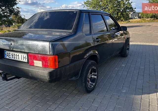 Черный ВАЗ 21099, объемом двигателя 1.5 л и пробегом 250 тыс. км за 2400 $, фото 3 на Automoto.ua
