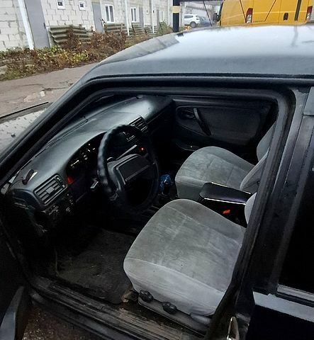 Черный ВАЗ 21099, объемом двигателя 1.5 л и пробегом 200 тыс. км за 950 $, фото 4 на Automoto.ua